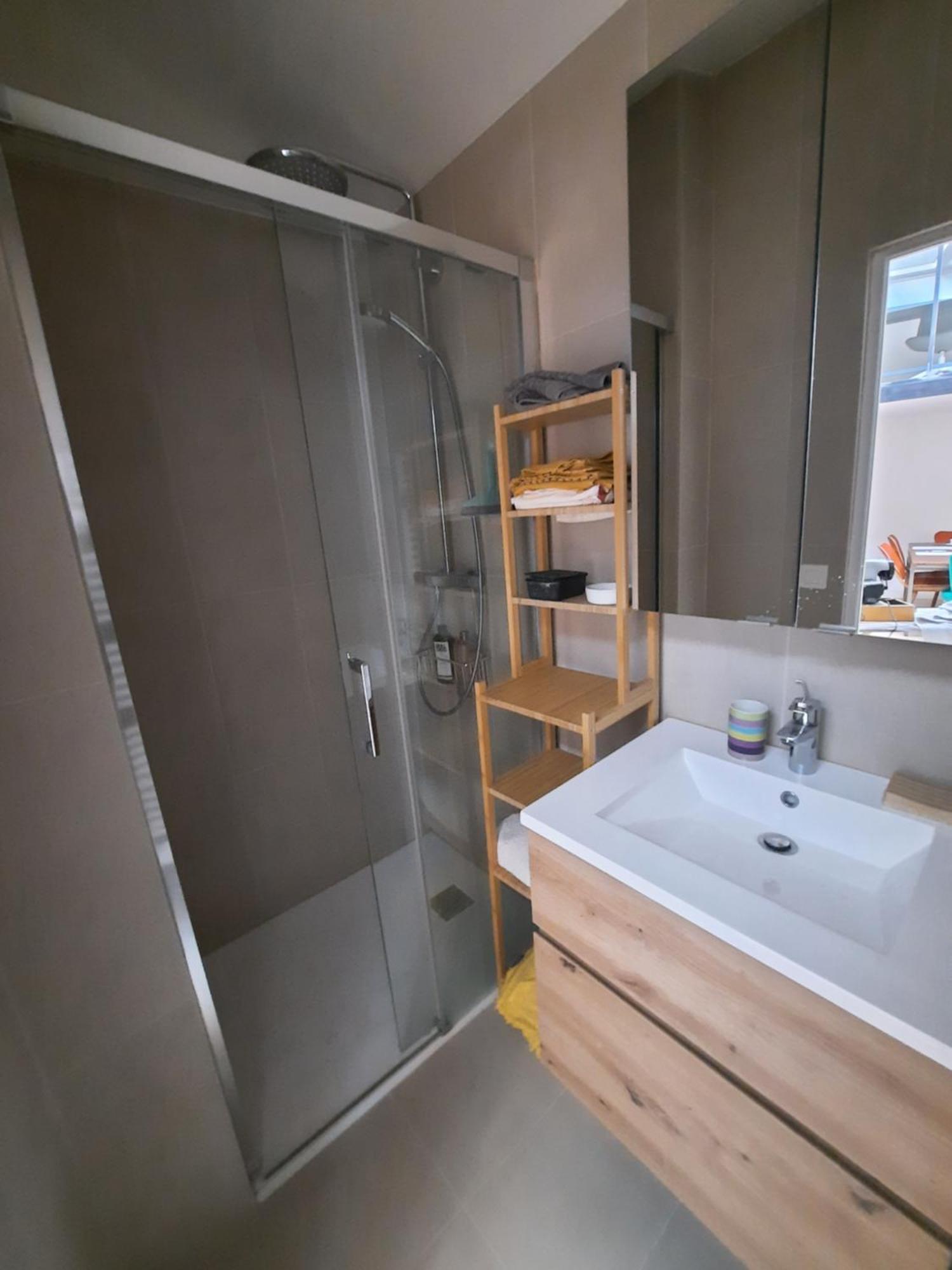 Loft 4-5 Personnes A Montmartre - Parking Prive Sur Reservation Paris Exterior photo